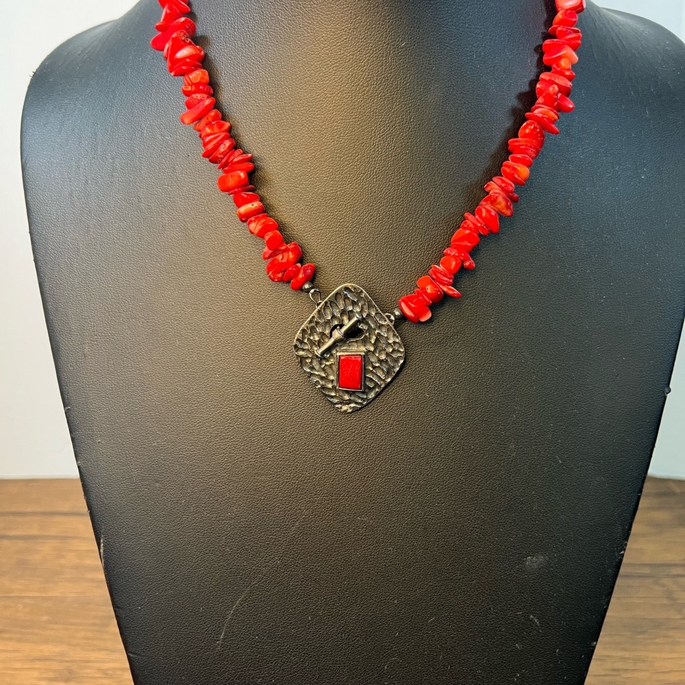 Single Strand Genuine‎ Red Coral Choker Necklace Open Front